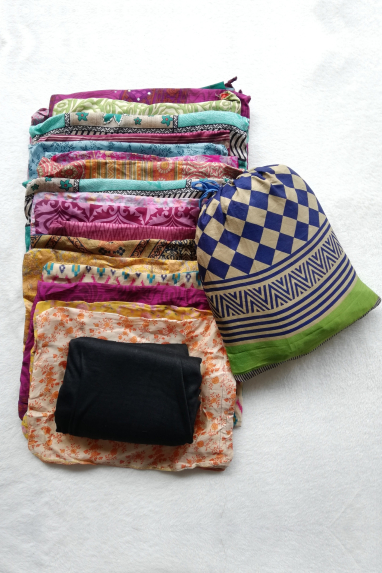 Pack of 50 bags made from upcycled fabric